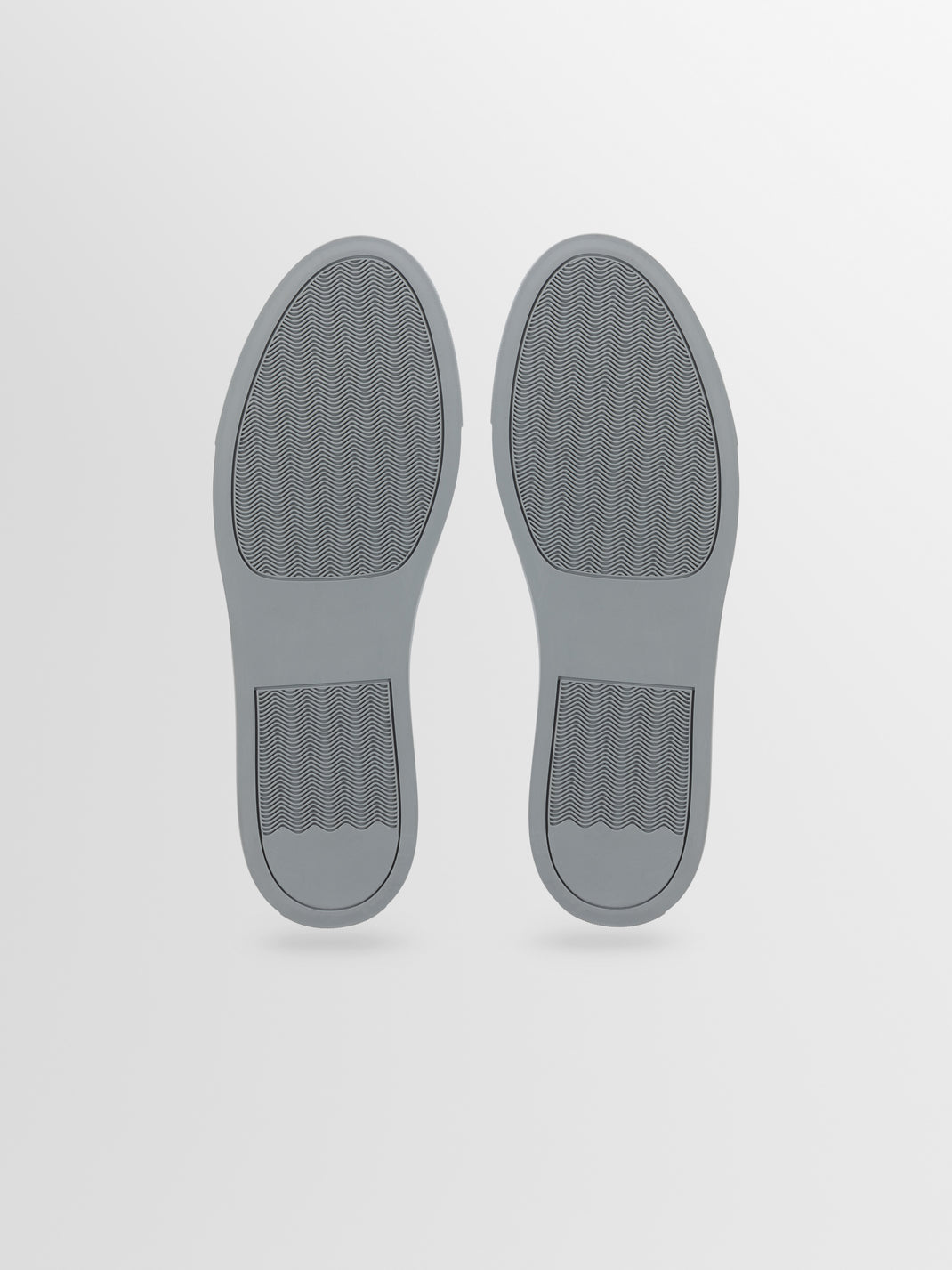 Taranto Suede Sneaker in Grey