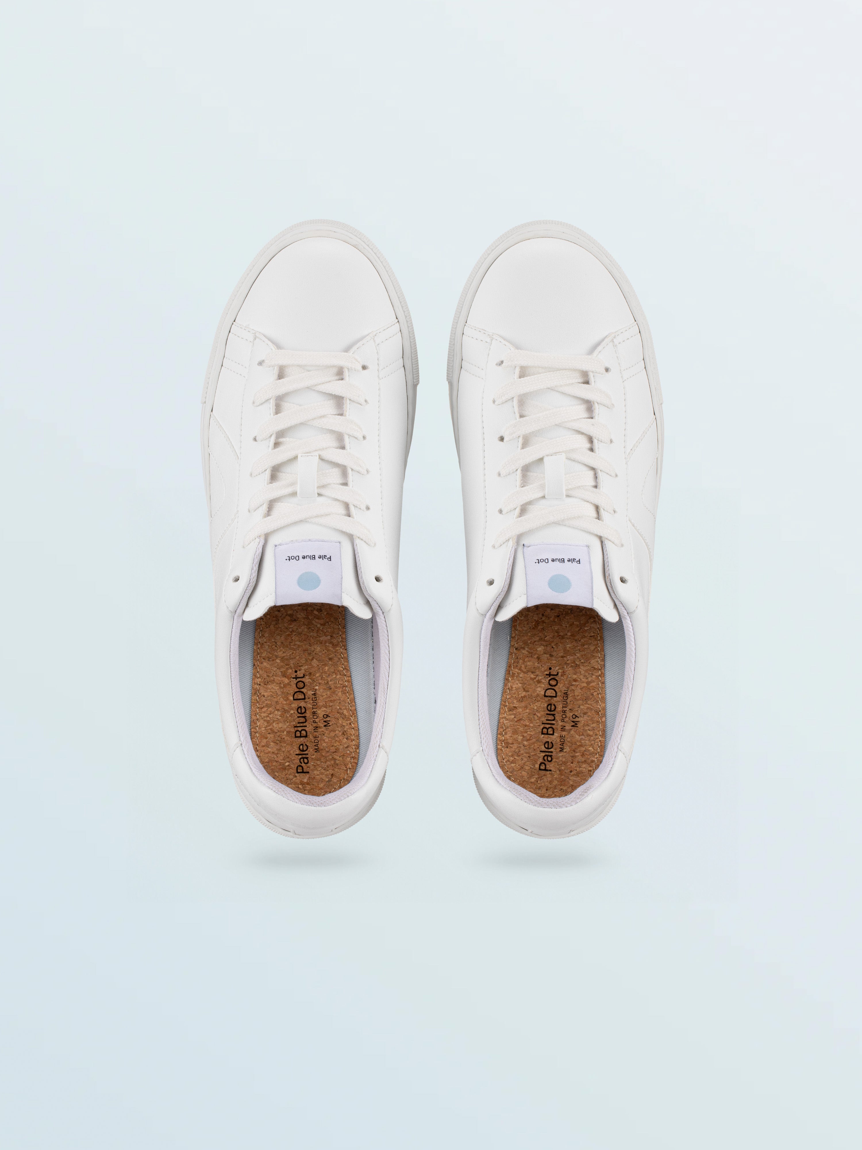 Vegan 01 Sneaker in Triple White